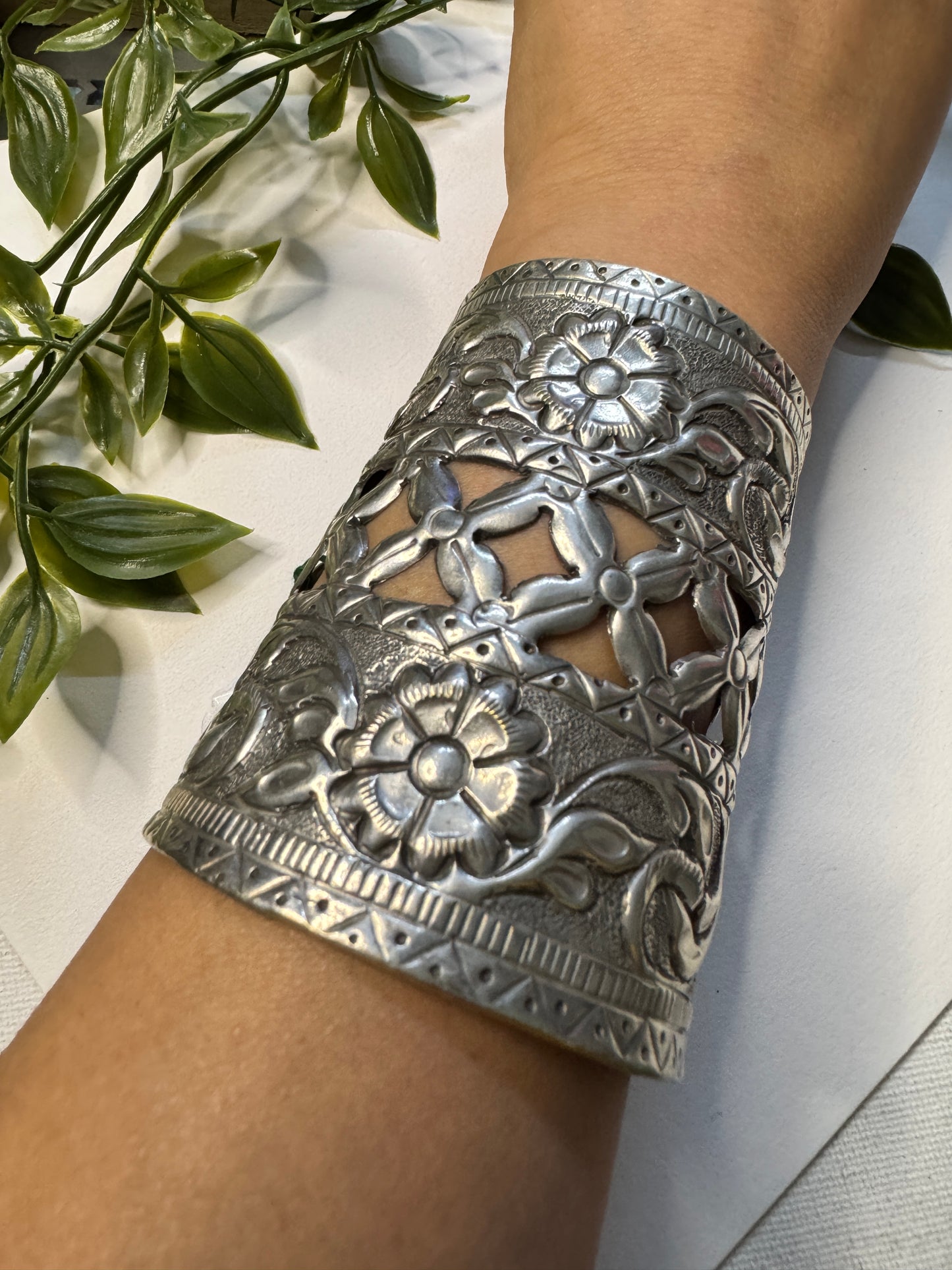 Handcuff Bracelet Vaani