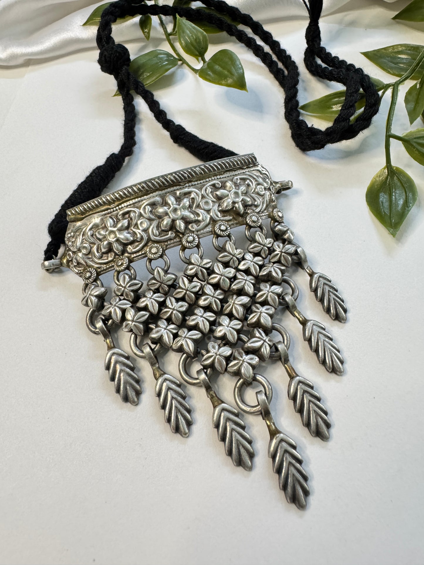 Handmade Chitai Choker Necklace