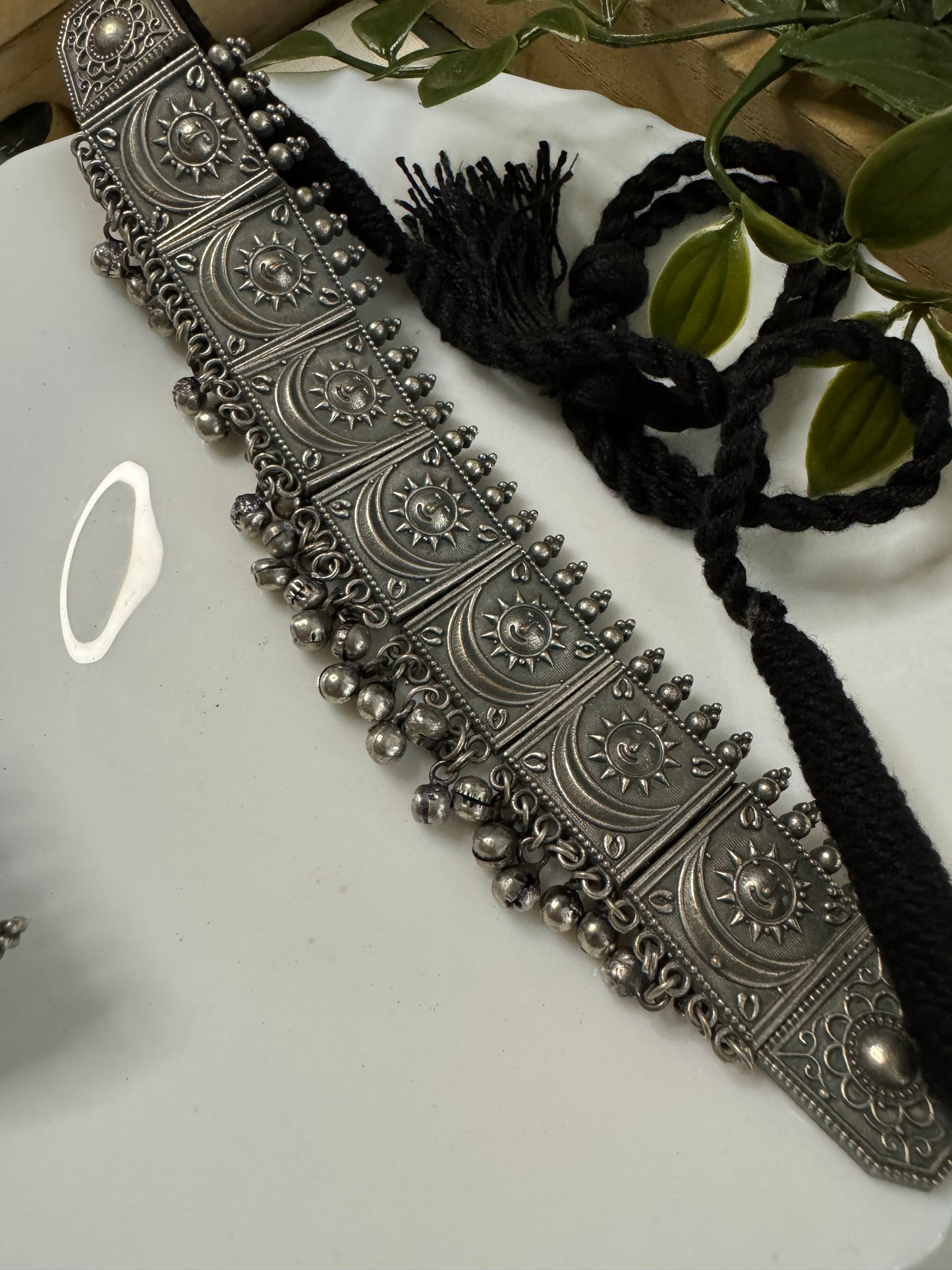 Aahira Choker Necklace Set