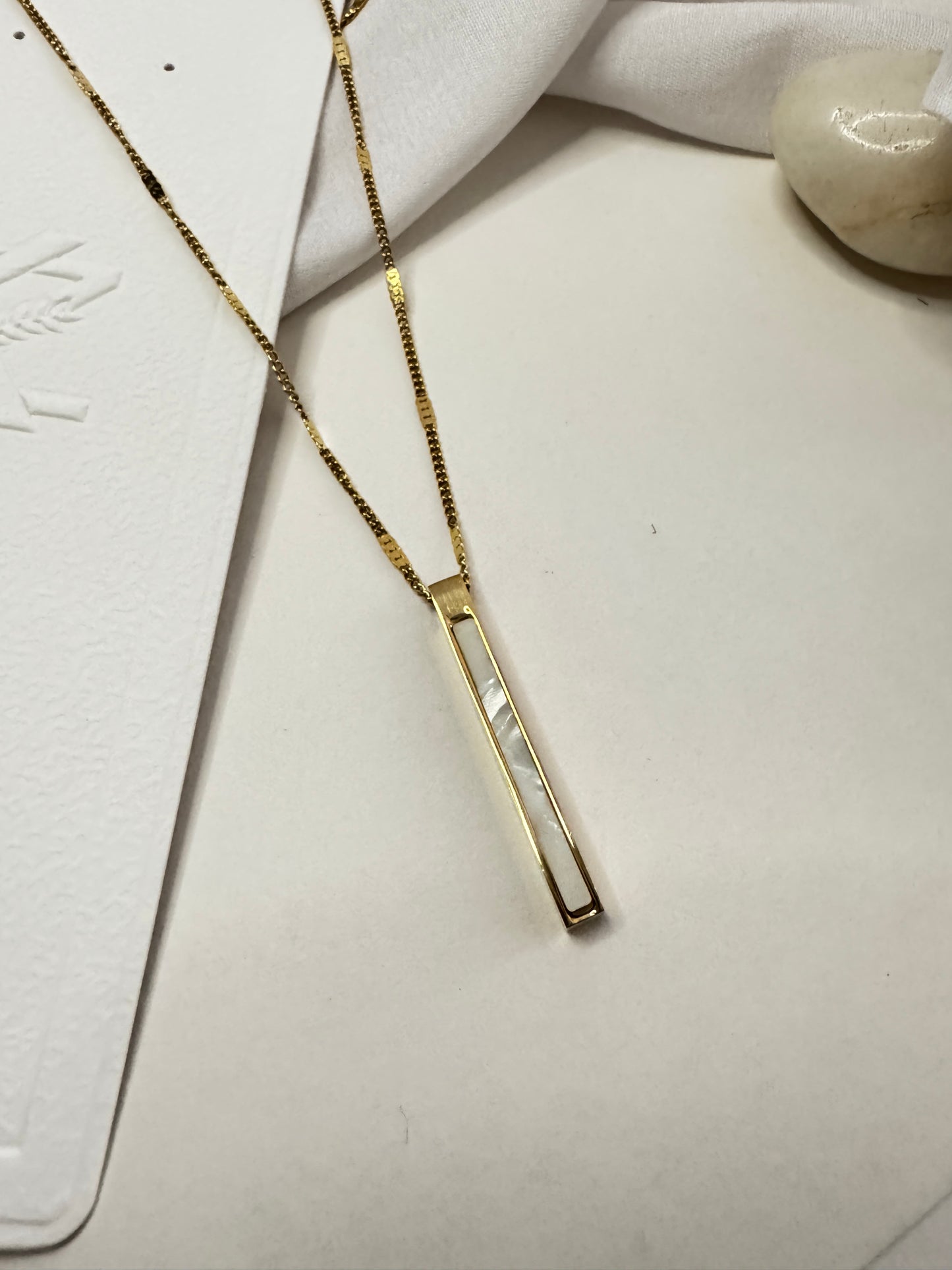 Anti tarnish white MOP SS Necklace