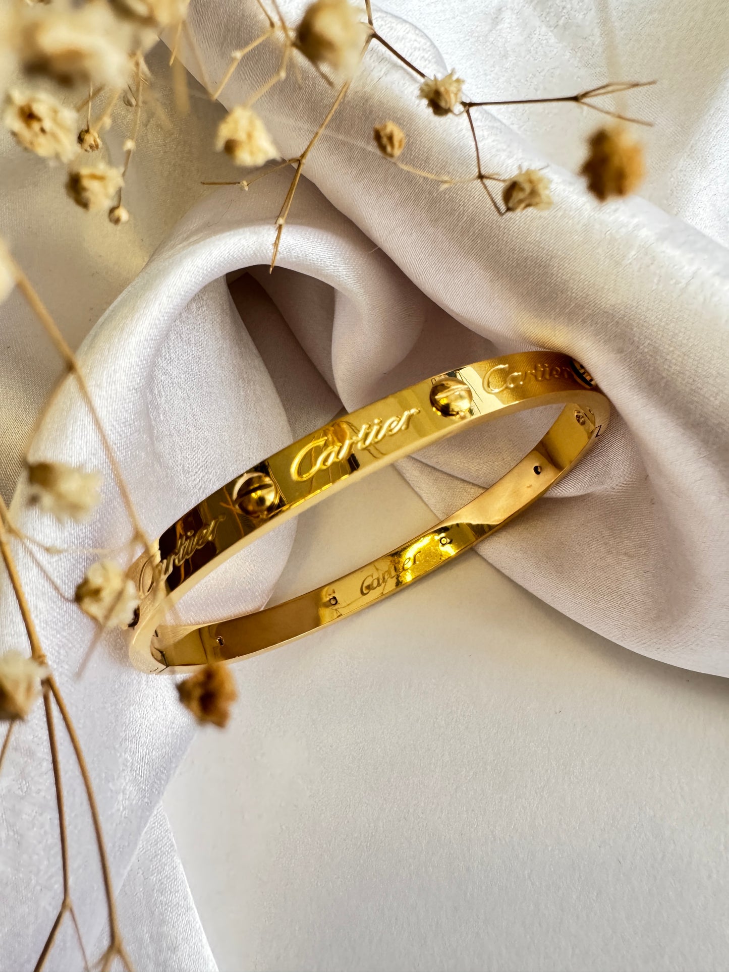 Anti tarnish cuff Bracelet