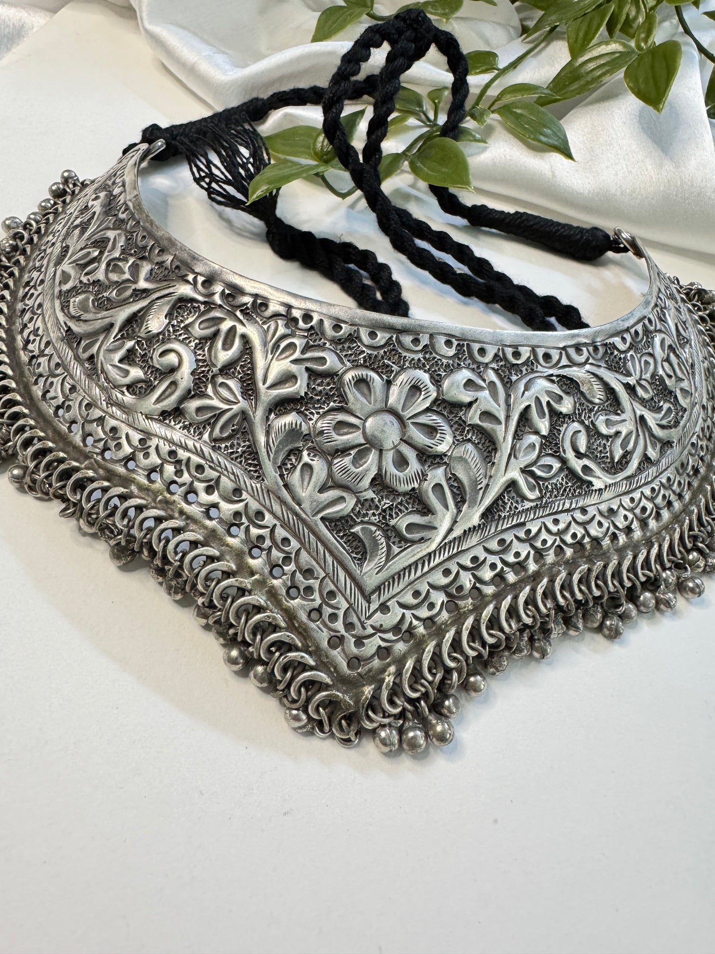 Handmade Rukmani Hasli Necklace