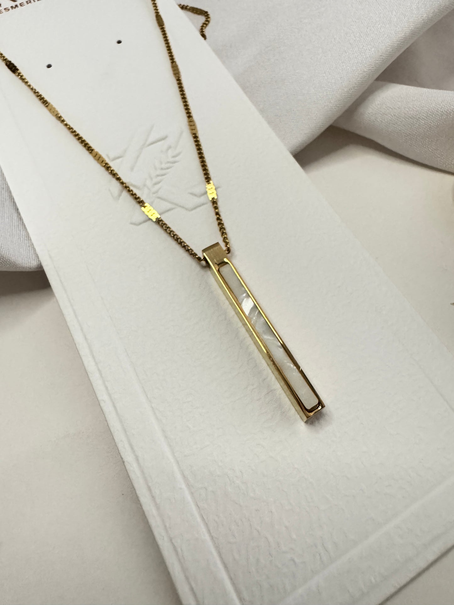 Anti tarnish white MOP SS Necklace