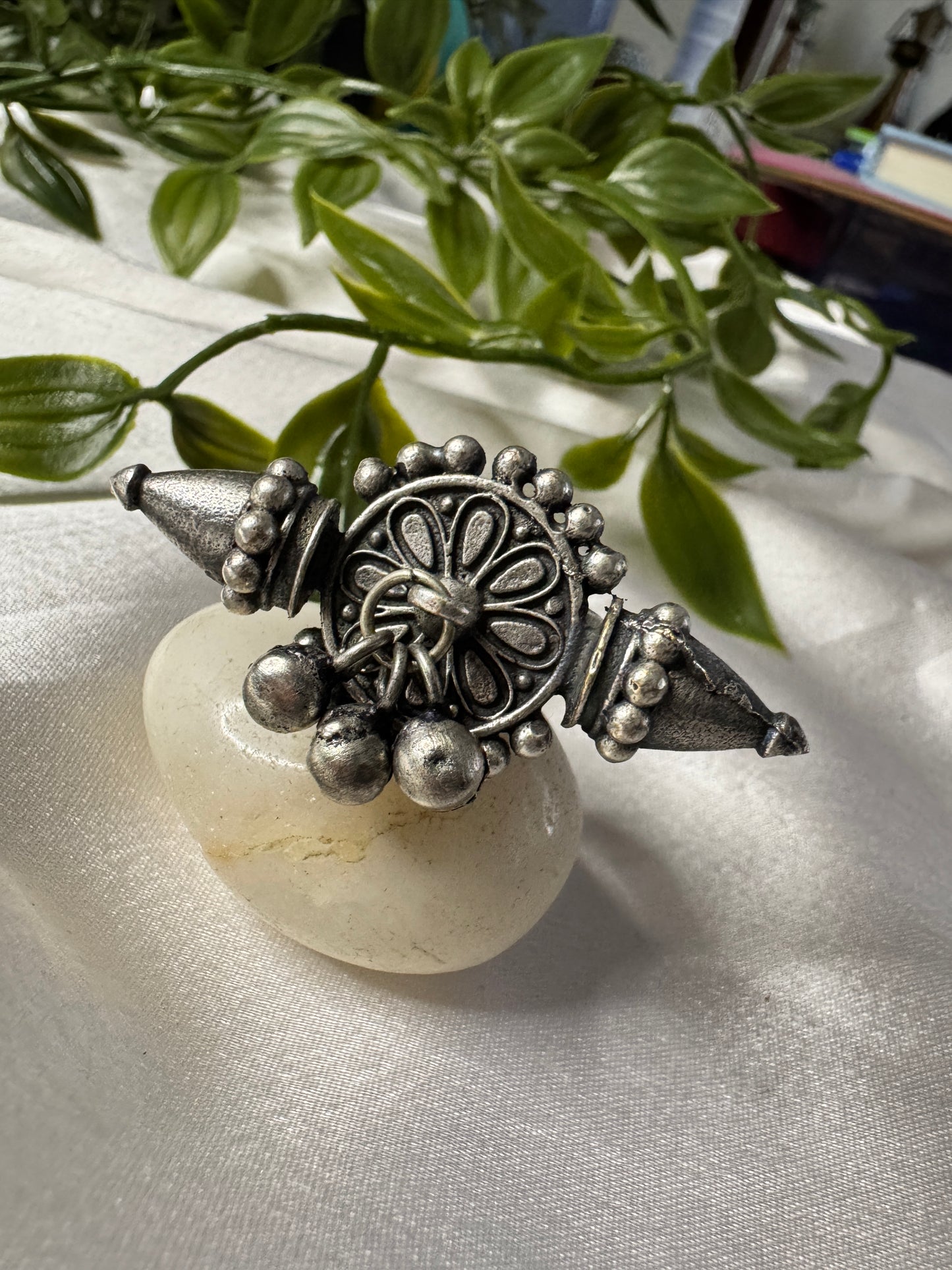 Raahi Oxidised Ring