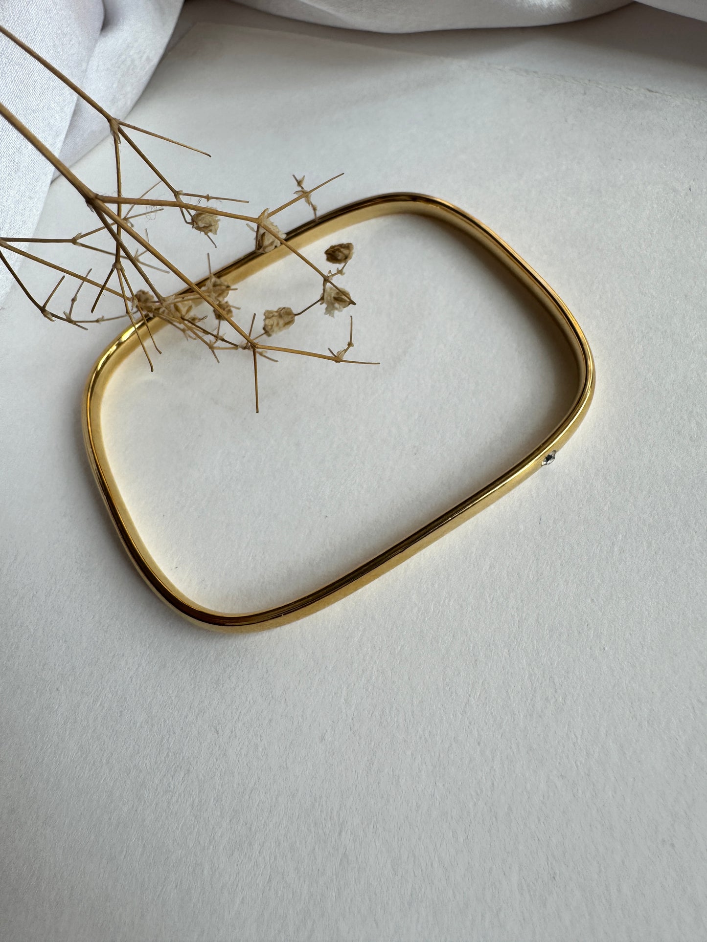 Anti tarnish rectangle Bracelet
