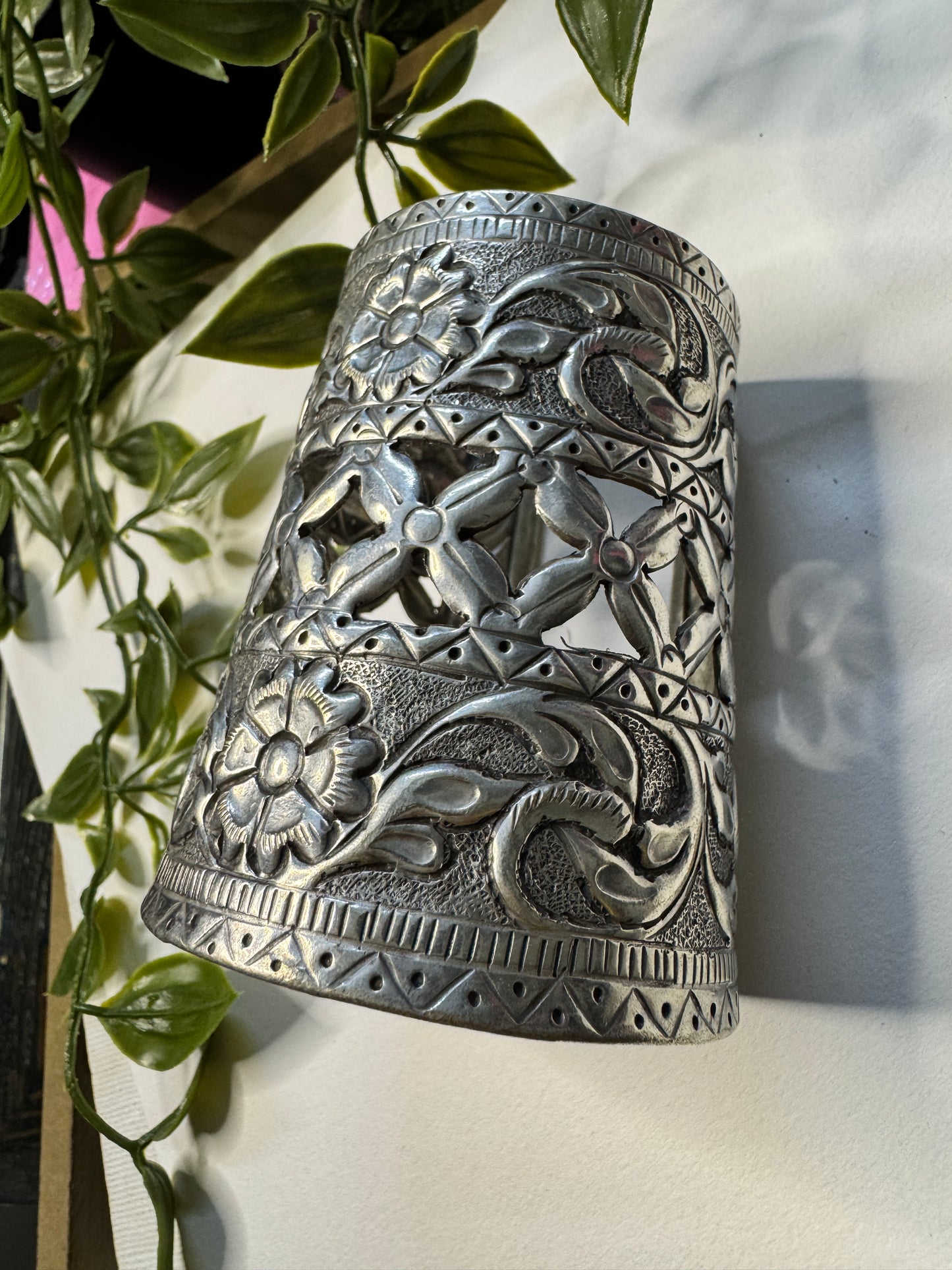 Handcuff Bracelet Vaani